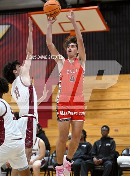 Thumbnail 3 in Galt vs. Laguna Creek (916 vs. 209 Challenge) photogallery.