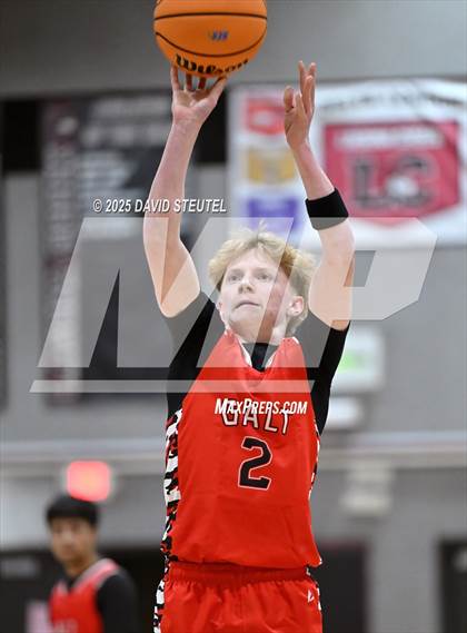 Thumbnail 2 in Galt vs. Laguna Creek (916 vs. 209 Challenge) photogallery.