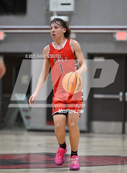 Thumbnail 1 in Galt vs. Laguna Creek (916 vs. 209 Challenge) photogallery.