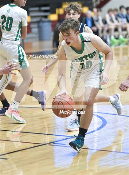 Thumbnail 1 in Santa Fe Prep vs. Moriarty (Braves Invitational at Santa Fe Indian School) photogallery.