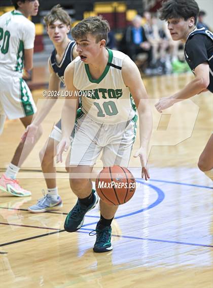 Thumbnail 3 in Santa Fe Prep vs. Moriarty (Braves Invitational at Santa Fe Indian School) photogallery.