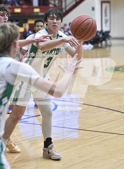 Thumbnail 3 in Santa Fe Prep vs. Moriarty (Braves Invitational at Santa Fe Indian School) photogallery.