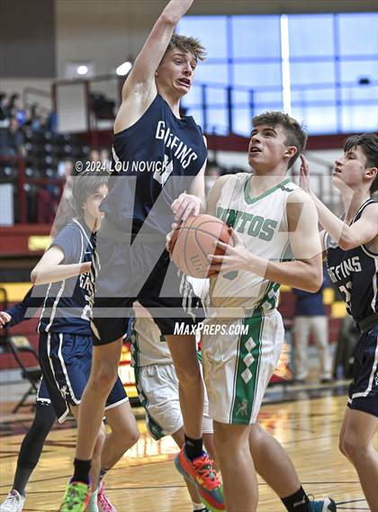 Thumbnail 3 in Santa Fe Prep vs. Moriarty (Braves Invitational at Santa Fe Indian School) photogallery.
