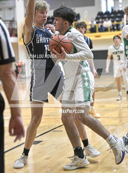 Thumbnail 1 in Santa Fe Prep vs. Moriarty (Braves Invitational at Santa Fe Indian School) photogallery.