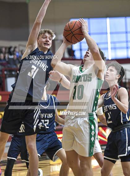 Thumbnail 2 in Santa Fe Prep vs. Moriarty (Braves Invitational at Santa Fe Indian School) photogallery.