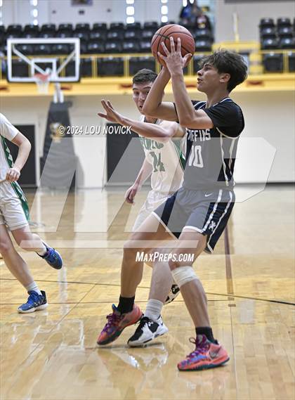 Thumbnail 3 in Santa Fe Prep vs. Moriarty (Braves Invitational at Santa Fe Indian School) photogallery.
