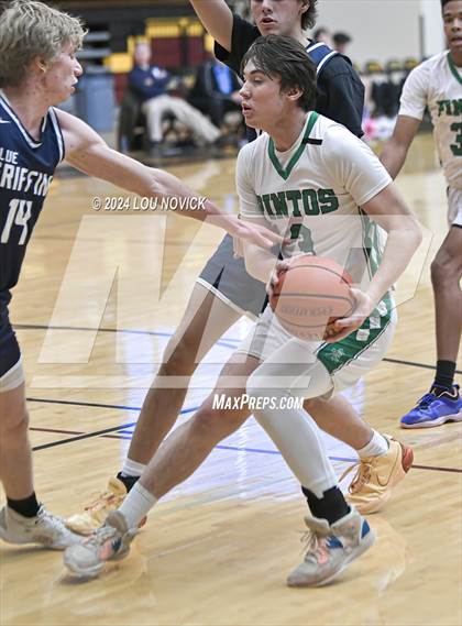 Thumbnail 3 in Santa Fe Prep vs. Moriarty (Braves Invitational at Santa Fe Indian School) photogallery.