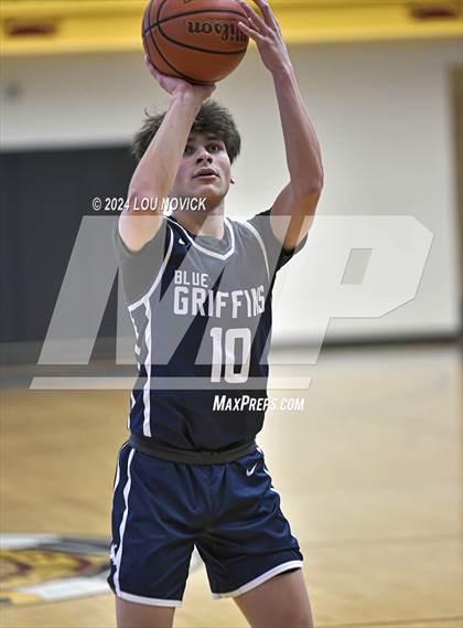 Thumbnail 1 in Santa Fe Prep vs. Moriarty (Braves Invitational at Santa Fe Indian School) photogallery.