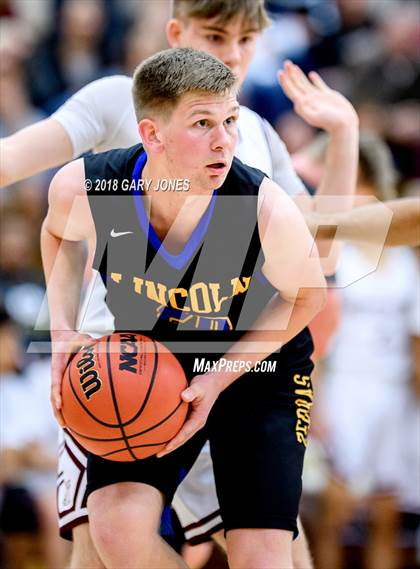 Thumbnail 3 in Whitney vs. Lincoln (CIF SJS D2 Playoff) photogallery.