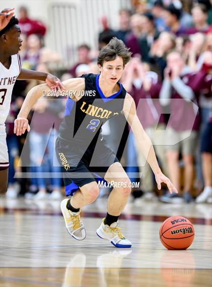Thumbnail 2 in Whitney vs. Lincoln (CIF SJS D2 Playoff) photogallery.