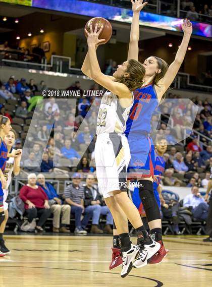 Thumbnail 2 in Mercer Co. vs Murray (KHSAA Sweet Sixteen® Tournament)  photogallery.