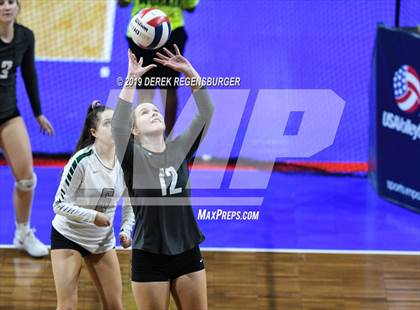 Thumbnail 2 in D'Evelyn vs Coronado (CHSAA 4A Pool Play) photogallery.
