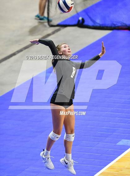 Thumbnail 2 in D'Evelyn vs Coronado (CHSAA 4A Pool Play) photogallery.