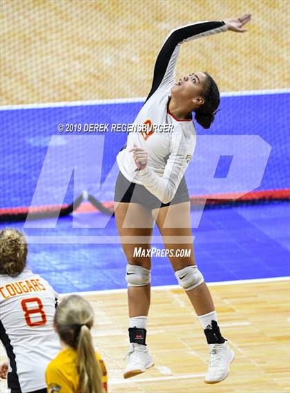 Thumbnail 3 in D'Evelyn vs Coronado (CHSAA 4A Pool Play) photogallery.