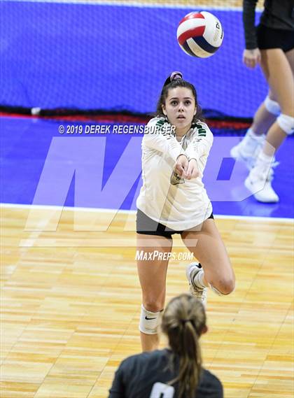 Thumbnail 3 in D'Evelyn vs Coronado (CHSAA 4A Pool Play) photogallery.
