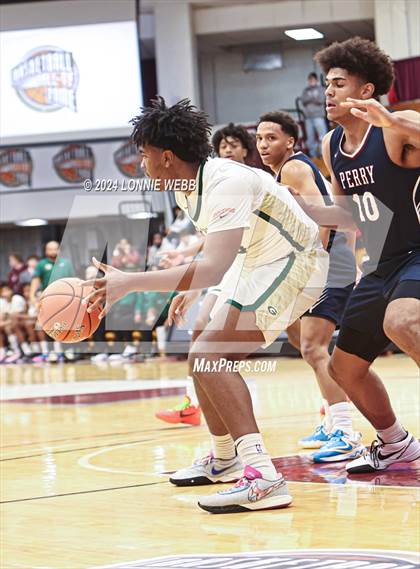Thumbnail 3 in Grayson @ Perry (Spalding Hoophall Classic) photogallery.