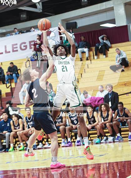 Thumbnail 2 in Grayson @ Perry (Spalding Hoophall Classic) photogallery.