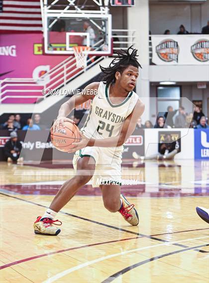 Thumbnail 3 in Grayson @ Perry (Spalding Hoophall Classic) photogallery.