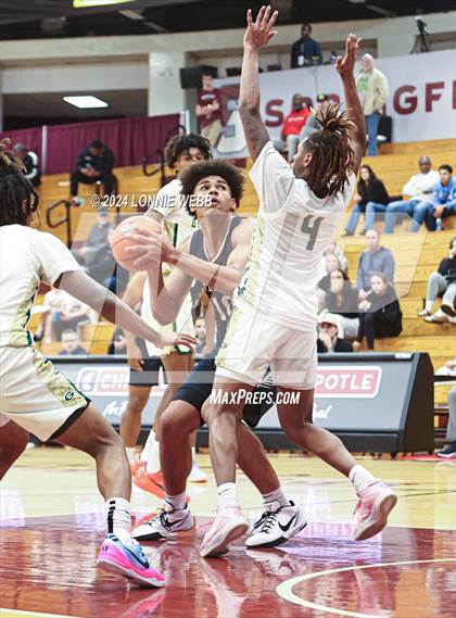 Thumbnail 1 in Grayson @ Perry (Spalding Hoophall Classic) photogallery.
