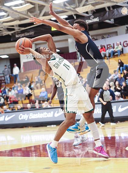 Thumbnail 1 in Grayson @ Perry (Spalding Hoophall Classic) photogallery.