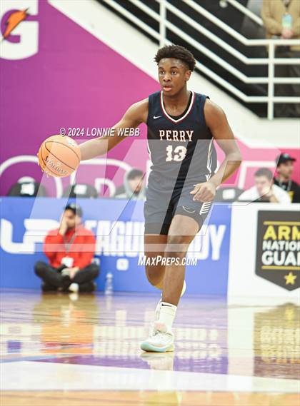 Thumbnail 1 in Grayson @ Perry (Spalding Hoophall Classic) photogallery.