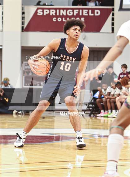 Thumbnail 1 in Grayson @ Perry (Spalding Hoophall Classic) photogallery.