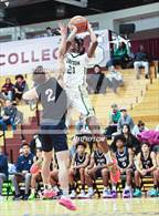 Photo from the gallery "Grayson @ Perry (Spalding Hoophall Classic)"