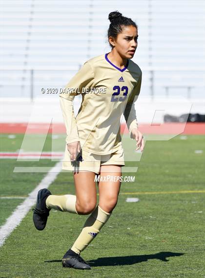 Thumbnail 1 in Salinas vs. Sacred Heart Prep (CIF CCS D4 Final) photogallery.