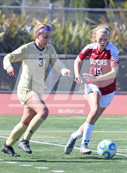 Thumbnail 1 in Salinas vs. Sacred Heart Prep (CIF CCS D4 Final) photogallery.