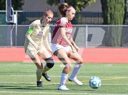 Thumbnail 2 in Salinas vs. Sacred Heart Prep (CIF CCS D4 Final) photogallery.