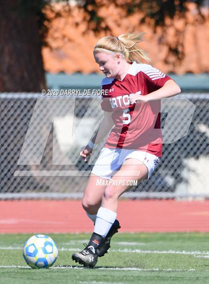 Thumbnail 1 in Salinas vs. Sacred Heart Prep (CIF CCS D4 Final) photogallery.