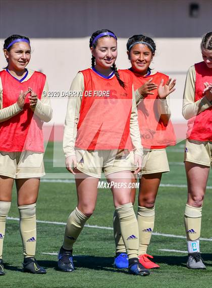 Thumbnail 3 in Salinas vs. Sacred Heart Prep (CIF CCS D4 Final) photogallery.