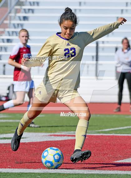 Thumbnail 3 in Salinas vs. Sacred Heart Prep (CIF CCS D4 Final) photogallery.