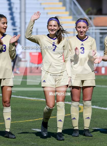 Thumbnail 3 in Salinas vs. Sacred Heart Prep (CIF CCS D4 Final) photogallery.