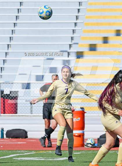Thumbnail 3 in Salinas vs. Sacred Heart Prep (CIF CCS D4 Final) photogallery.