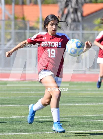 Thumbnail 1 in Salinas vs. Sacred Heart Prep (CIF CCS D4 Final) photogallery.