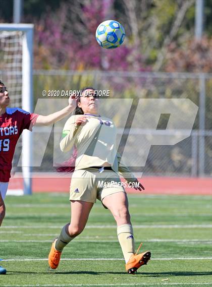 Thumbnail 1 in Salinas vs. Sacred Heart Prep (CIF CCS D4 Final) photogallery.