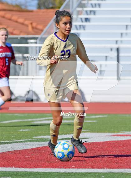 Thumbnail 2 in Salinas vs. Sacred Heart Prep (CIF CCS D4 Final) photogallery.