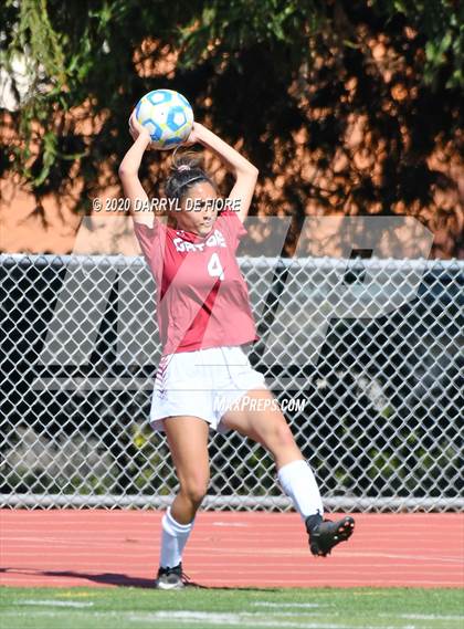 Thumbnail 3 in Salinas vs. Sacred Heart Prep (CIF CCS D4 Final) photogallery.