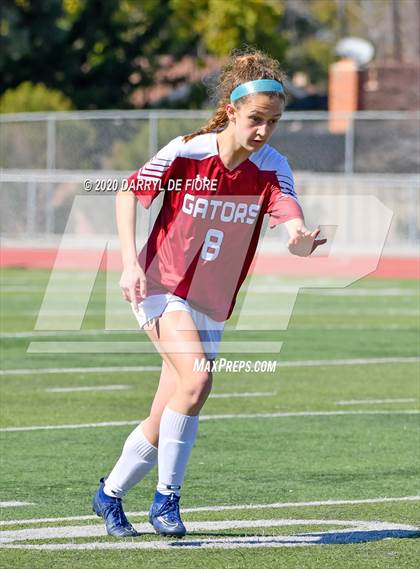 Thumbnail 1 in Salinas vs. Sacred Heart Prep (CIF CCS D4 Final) photogallery.