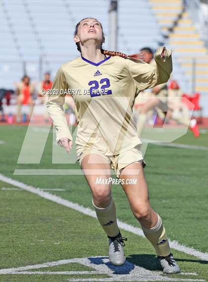 Thumbnail 1 in Salinas vs. Sacred Heart Prep (CIF CCS D4 Final) photogallery.