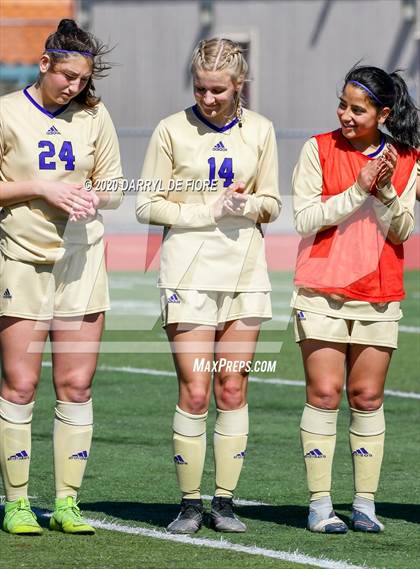Thumbnail 2 in Salinas vs. Sacred Heart Prep (CIF CCS D4 Final) photogallery.