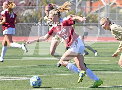 Thumbnail 1 in Salinas vs. Sacred Heart Prep (CIF CCS D4 Final) photogallery.