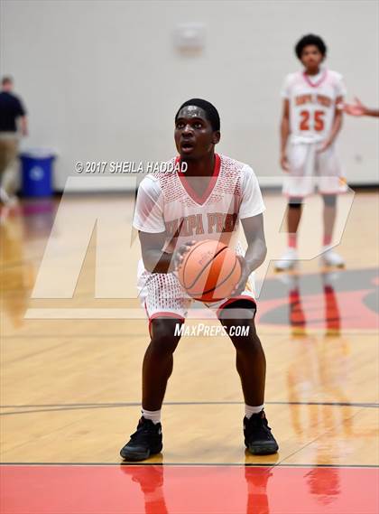 Thumbnail 3 in Calvary Christian @ Tampa Prep photogallery.