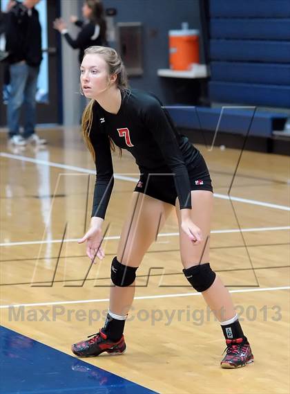 Thumbnail 2 in Redwood vs. Nevada Union (Nor Cal Classic) photogallery.
