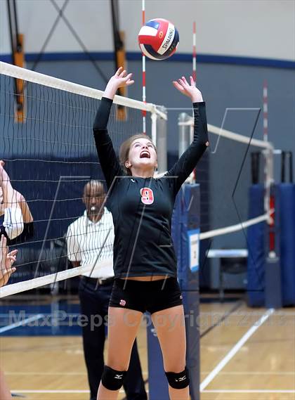 Thumbnail 3 in Redwood vs. Nevada Union (Nor Cal Classic) photogallery.