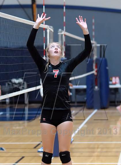 Thumbnail 1 in Redwood vs. Nevada Union (Nor Cal Classic) photogallery.