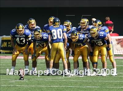 Thumbnail 3 in Byrnes (SC) vs. Archbishop Moeller (Ohio vs USA Challenge) photogallery.