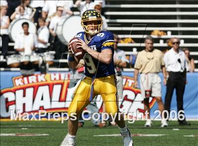 Thumbnail 3 in Byrnes (SC) vs. Archbishop Moeller (Ohio vs USA Challenge) photogallery.