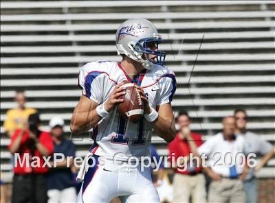 Thumbnail 2 in Byrnes (SC) vs. Archbishop Moeller (Ohio vs USA Challenge) photogallery.